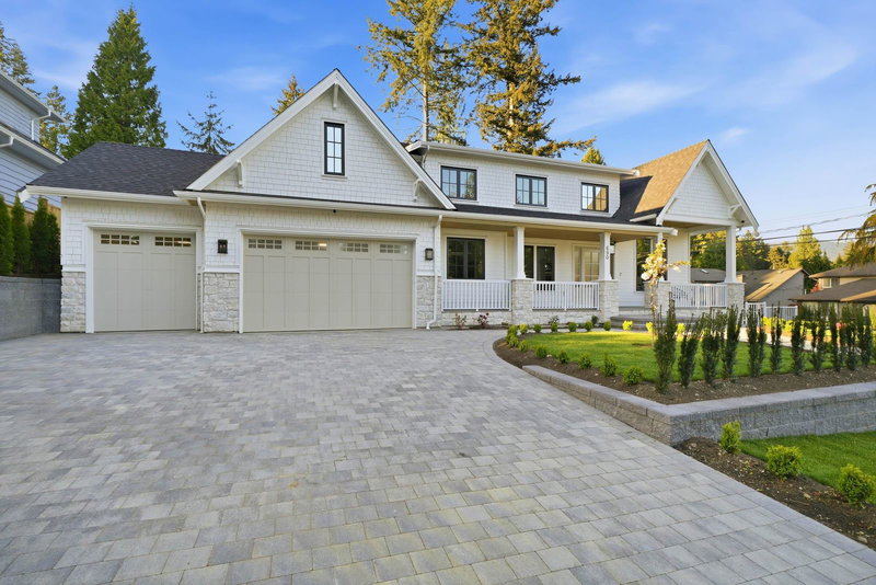 690 Windsor Road E, North Vancouver, British Columbia