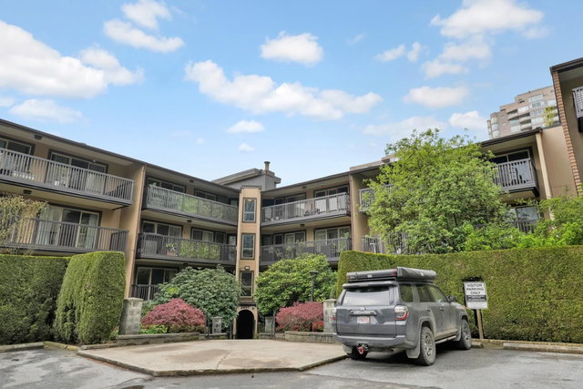 304 - 9847 Manchester Drive