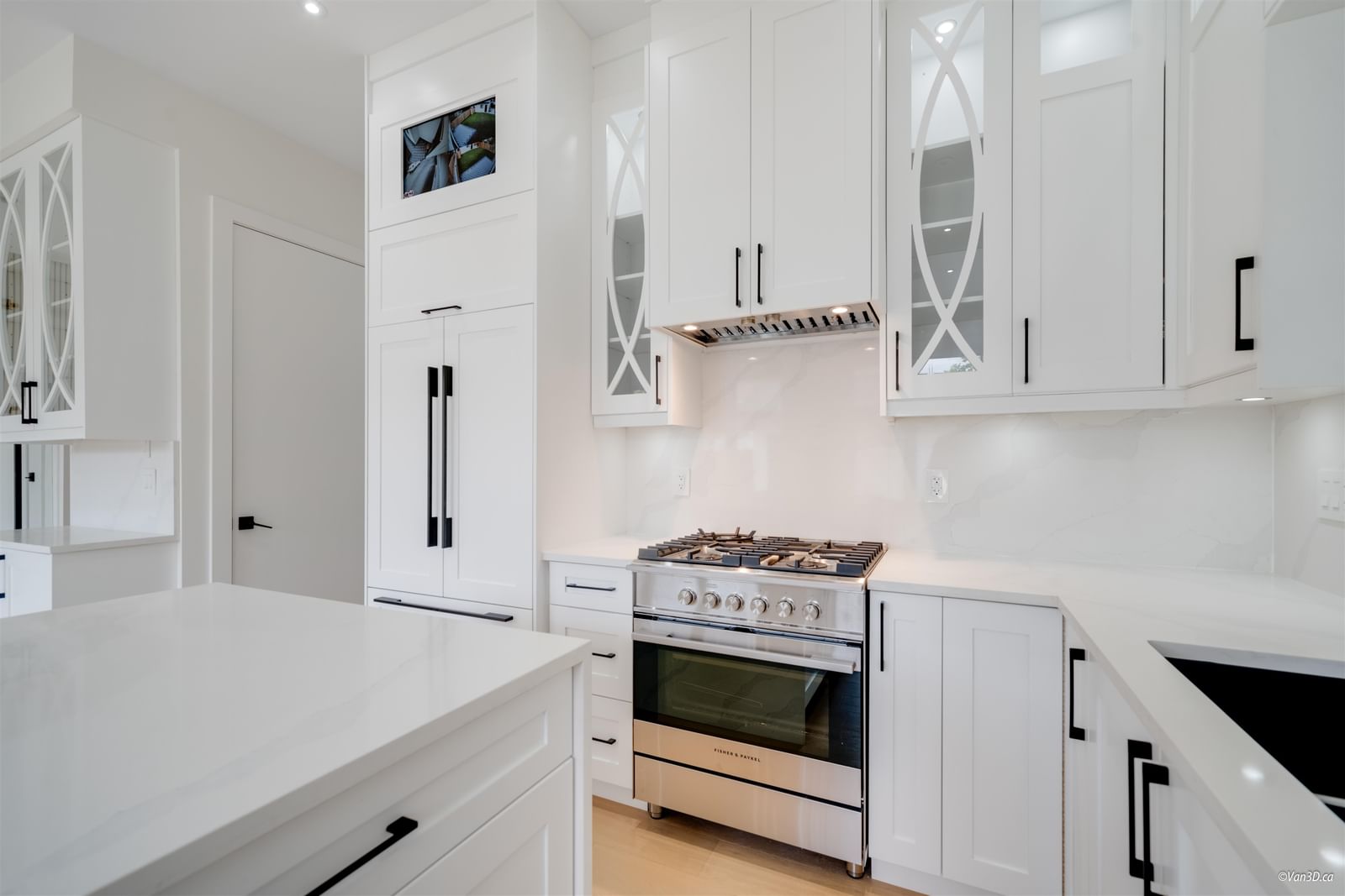 Listing Image 9