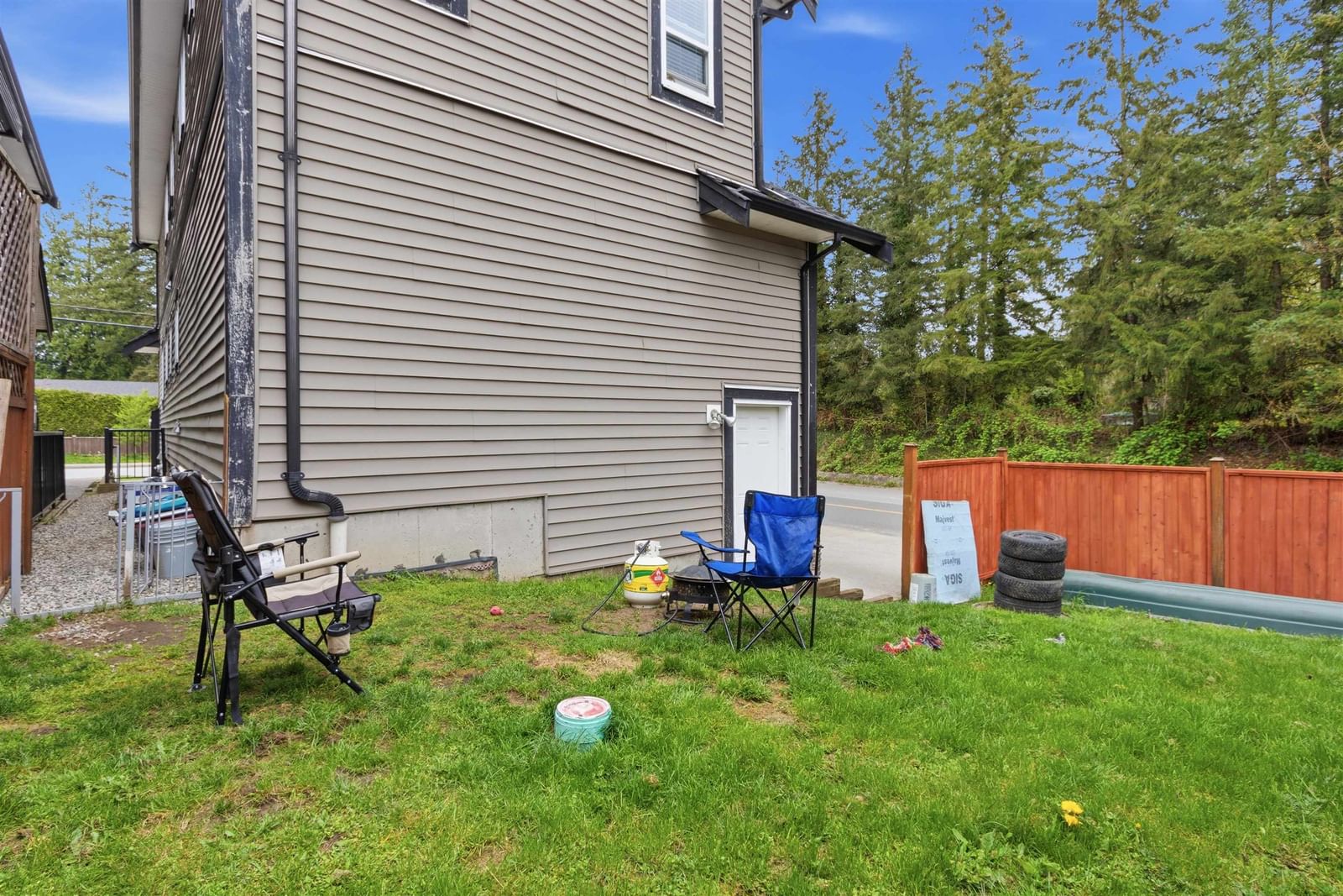 Listing Image 24