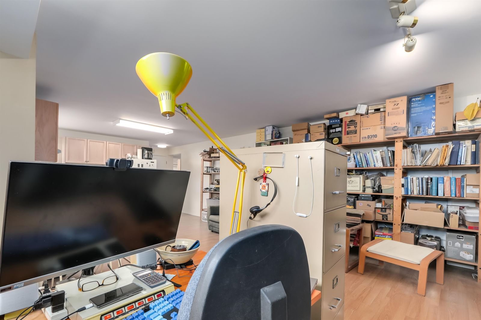 Listing Image 22
