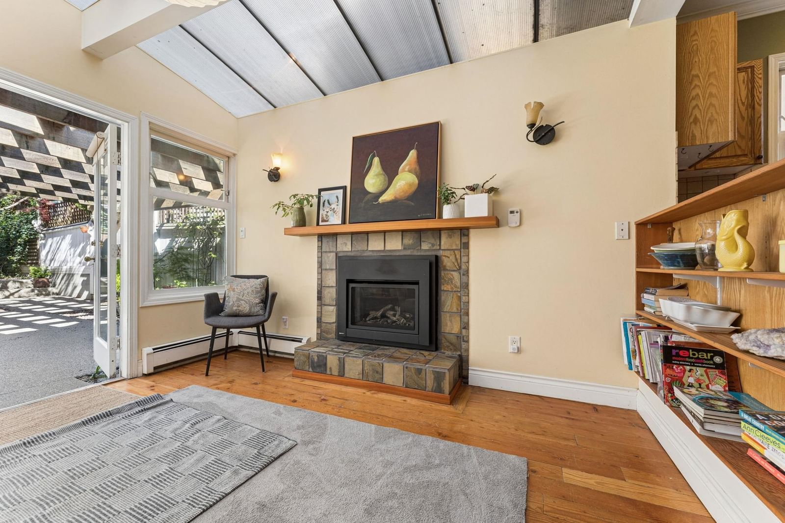 Listing Image 16