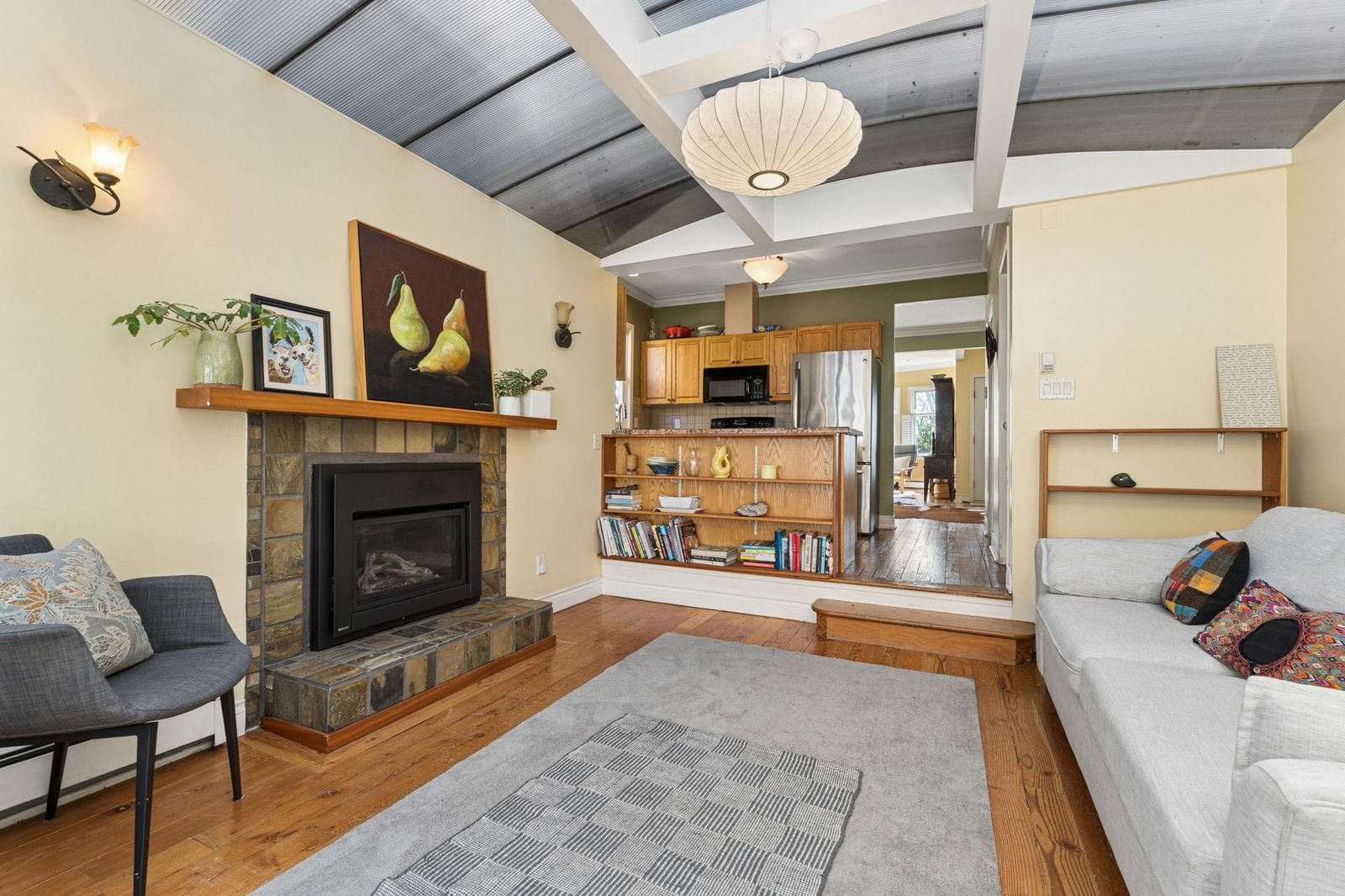 Listing Image 19