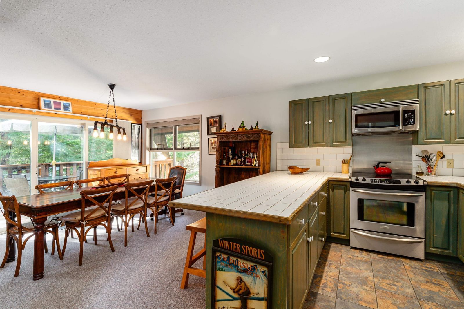 Listing Image 9