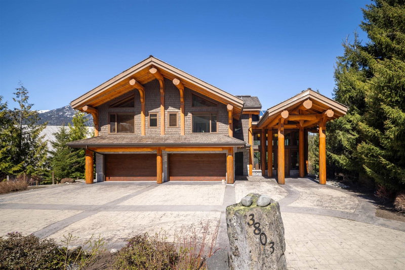 3803 Sunridge Place
