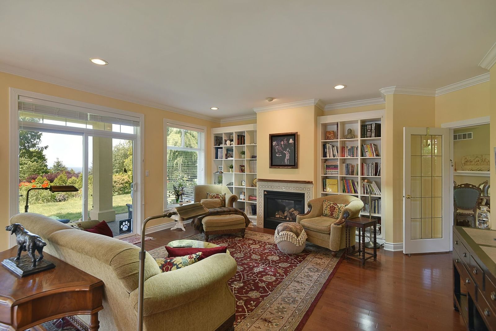 Listing Image 9