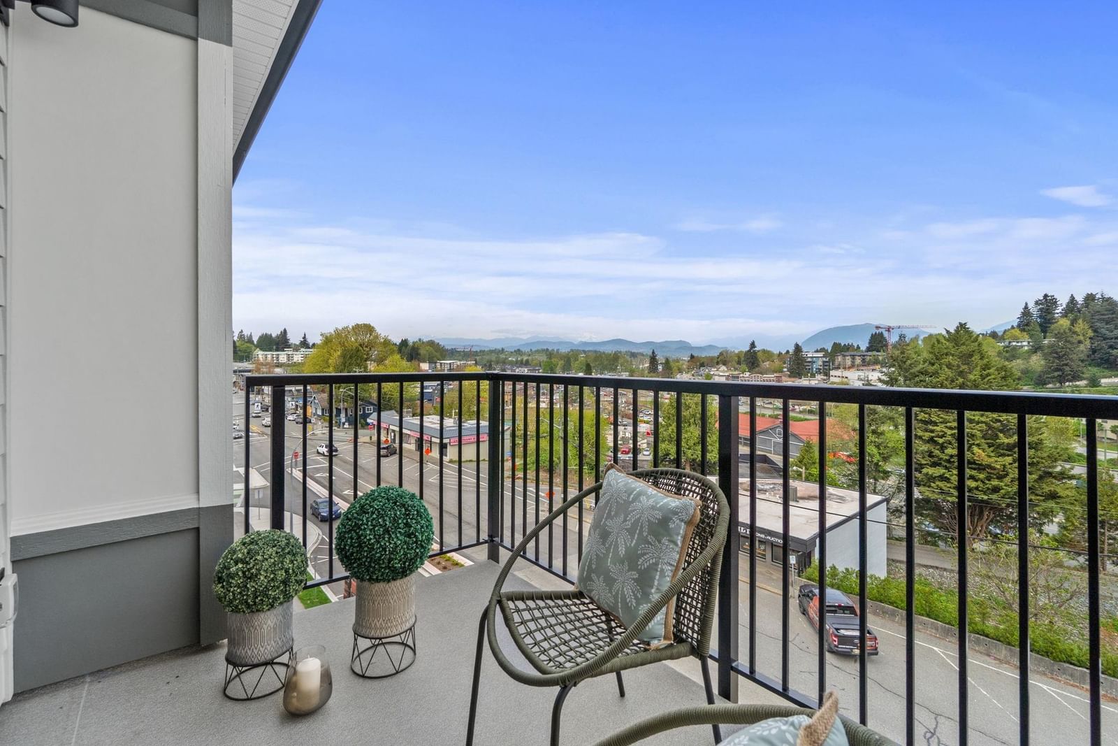 Listing Image 15