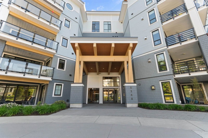 101 - 5380 Tyee Lane