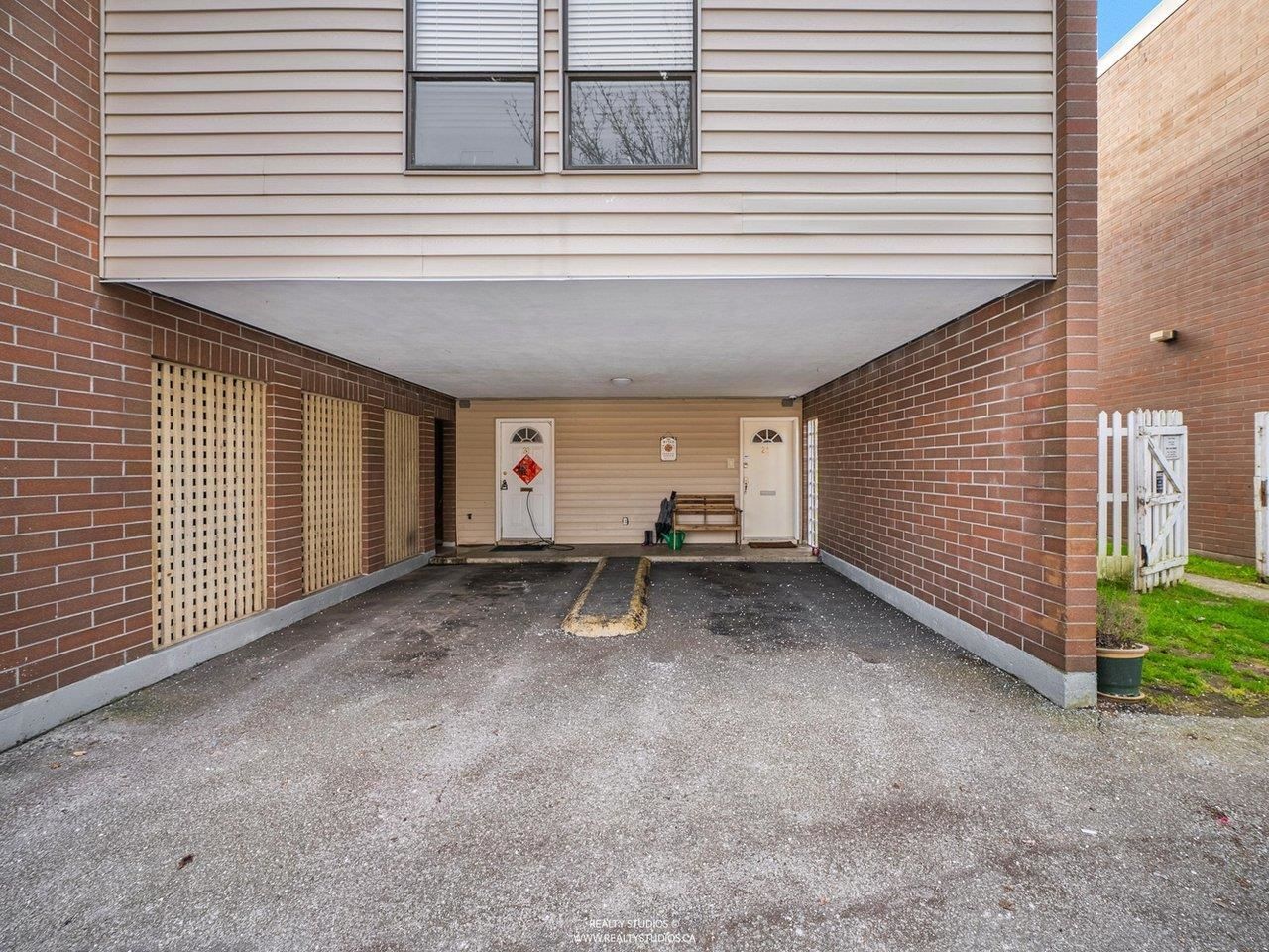 Listing Image 24