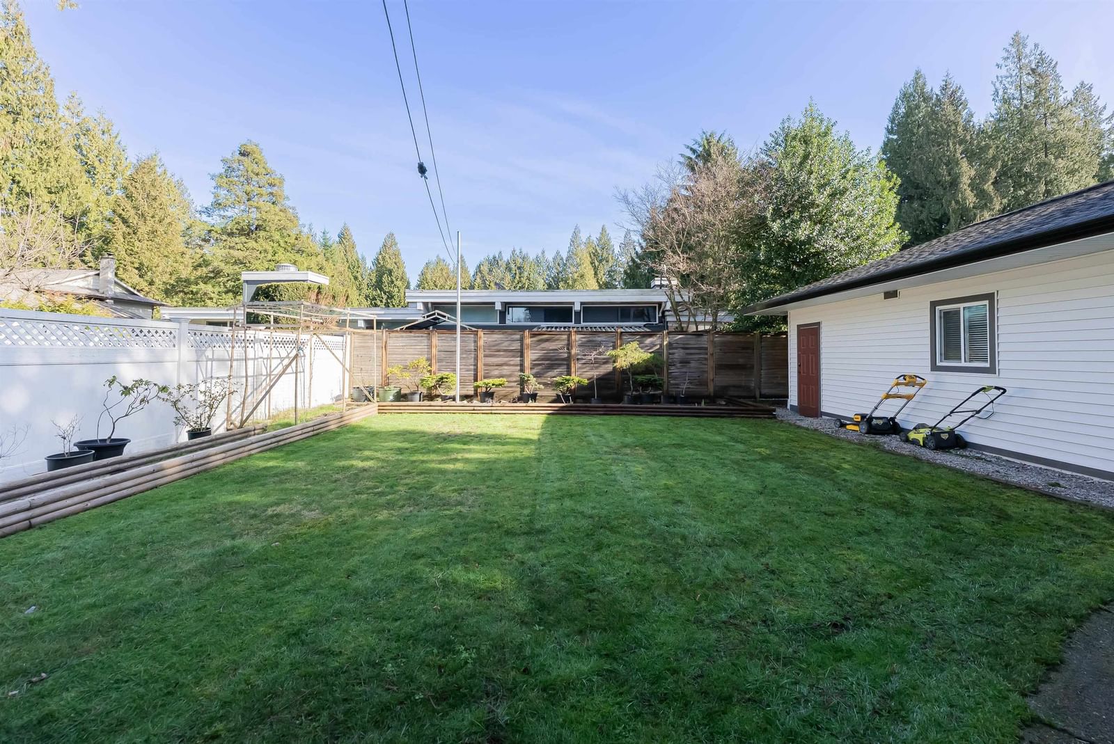 Listing Image 27