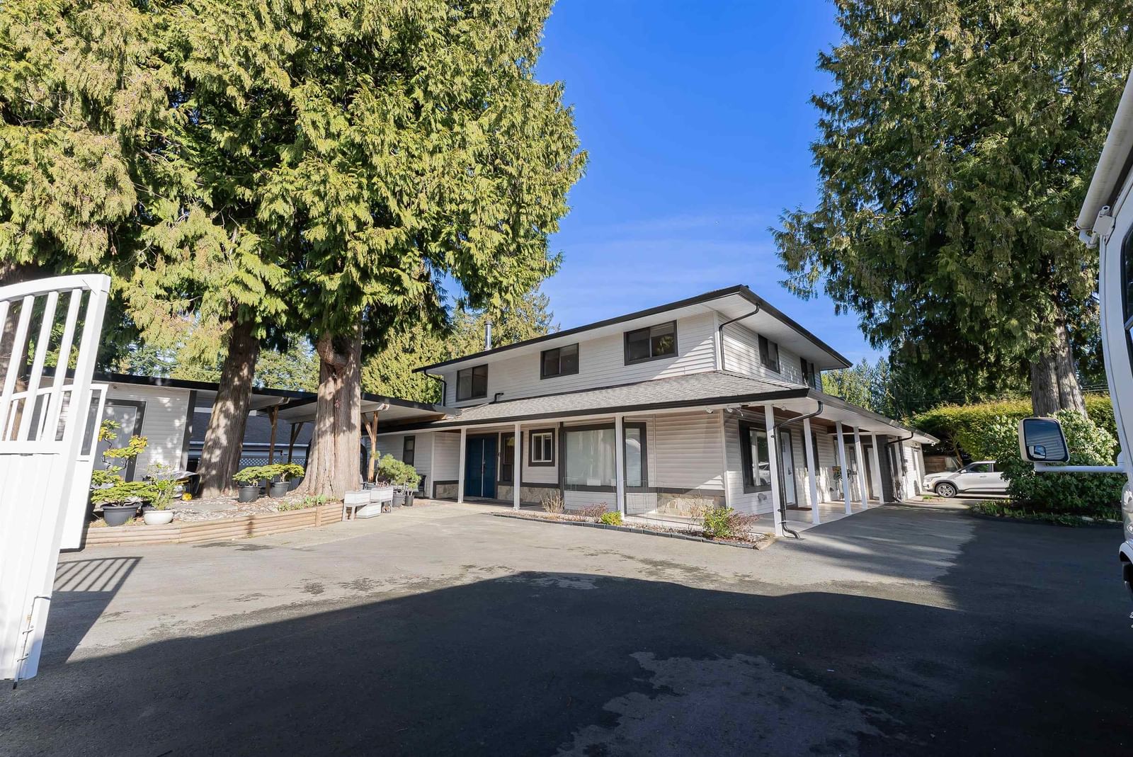Listing Image 33