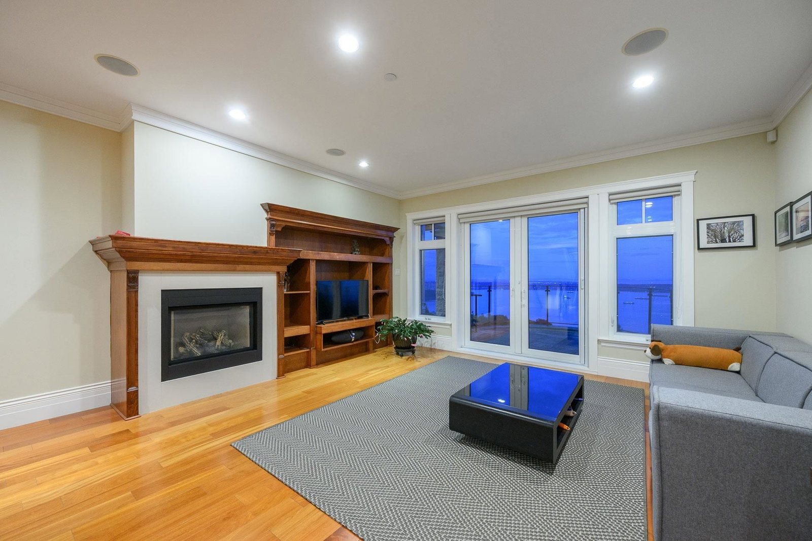 Listing Image 18