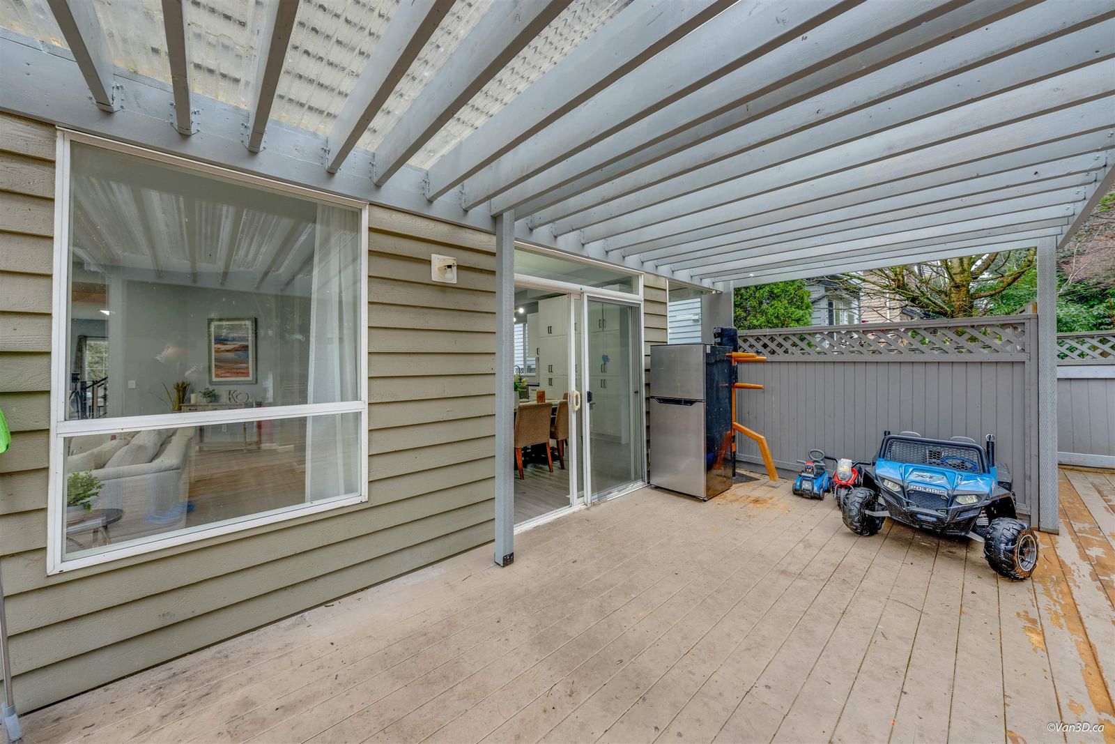 Listing Image 12