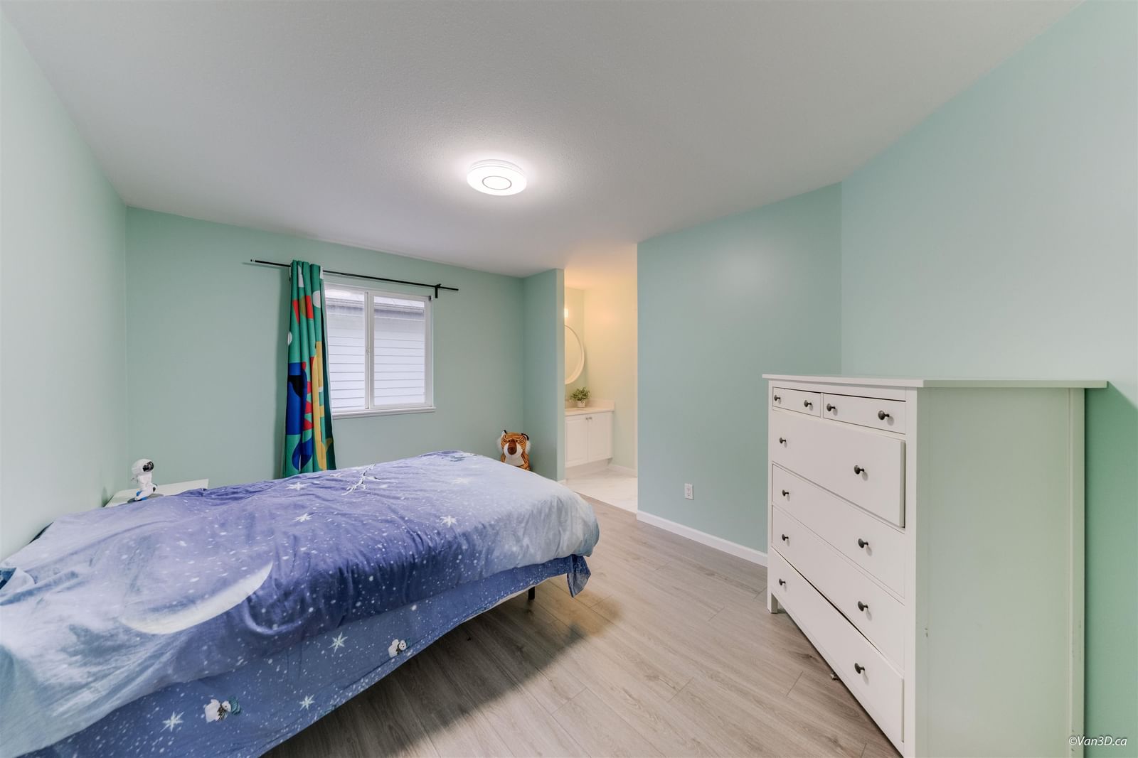 Listing Image 26