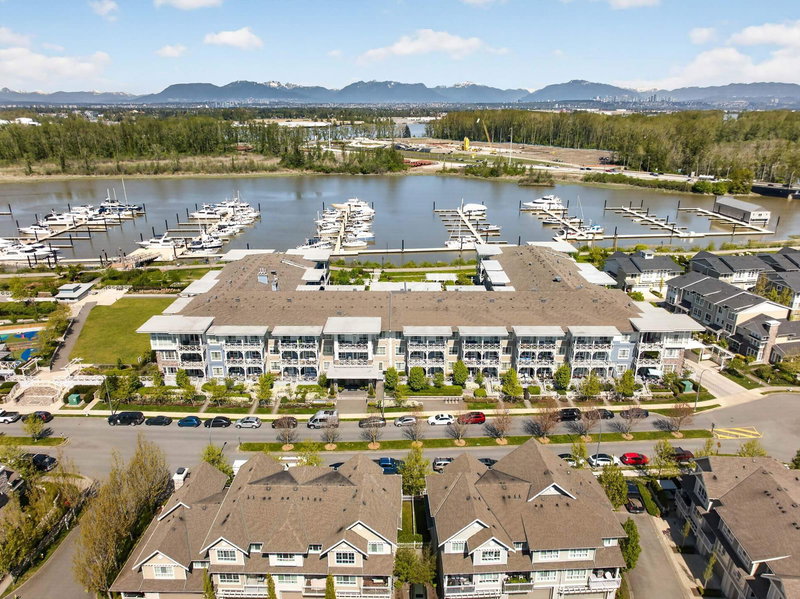 5535 Admiral Way #206, Delta, British Columbia