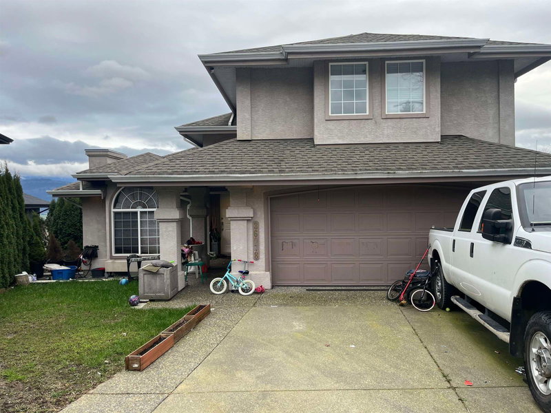36078 Marquis Court, Abbotsford, British Columbia