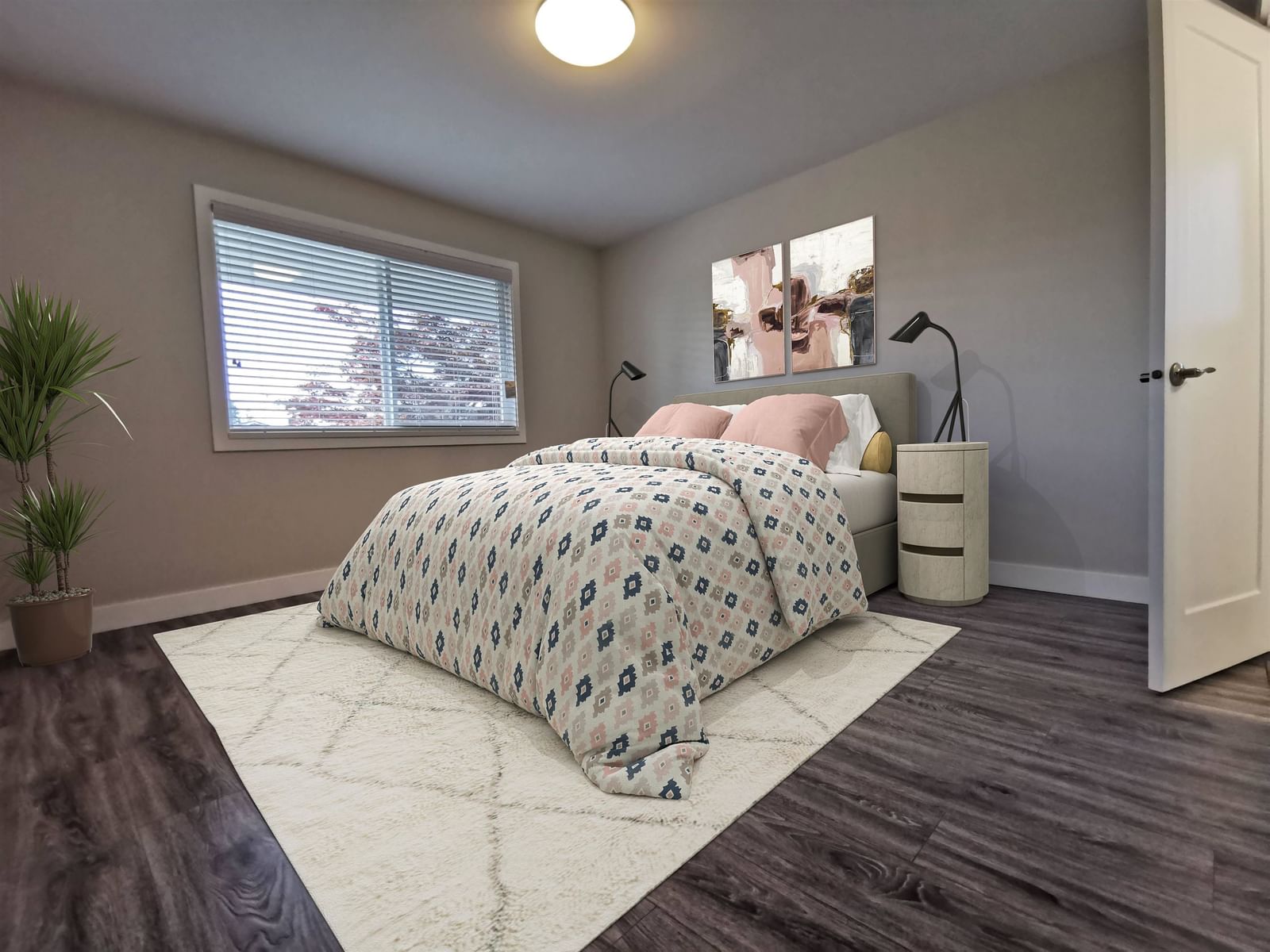 Listing Image 5