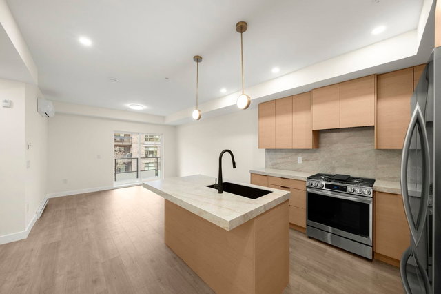 211 - 15353 17 Avenue