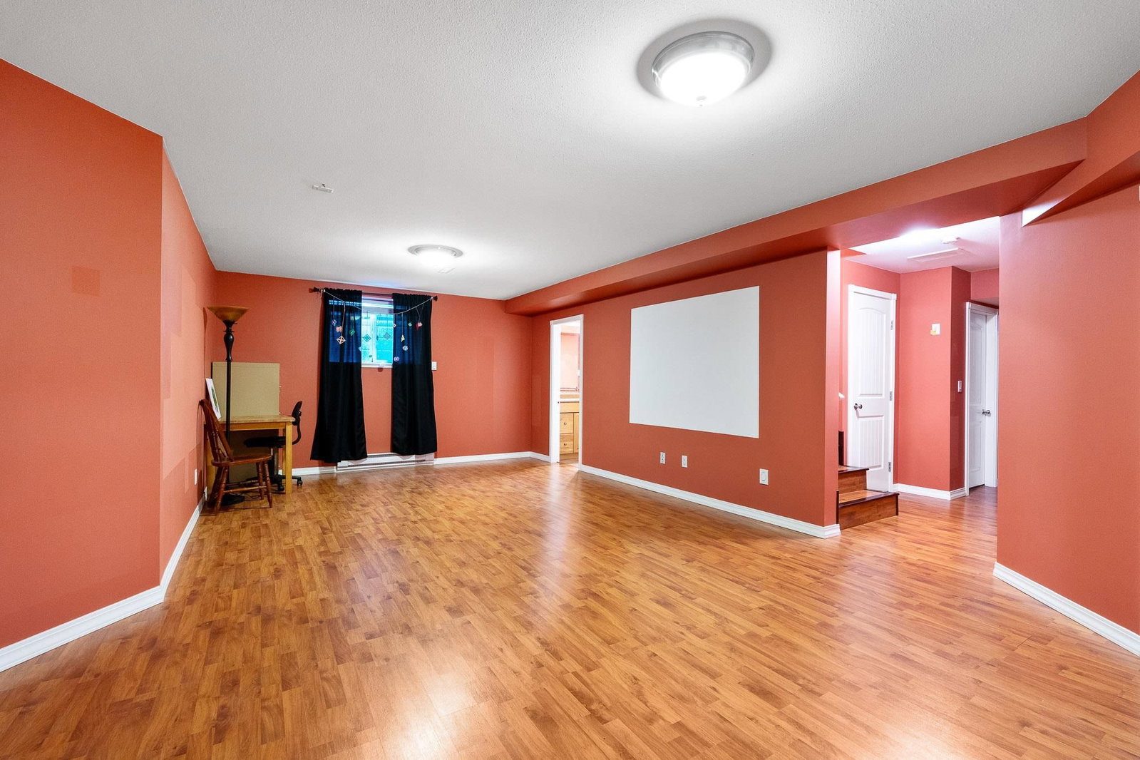 Listing Image 22
