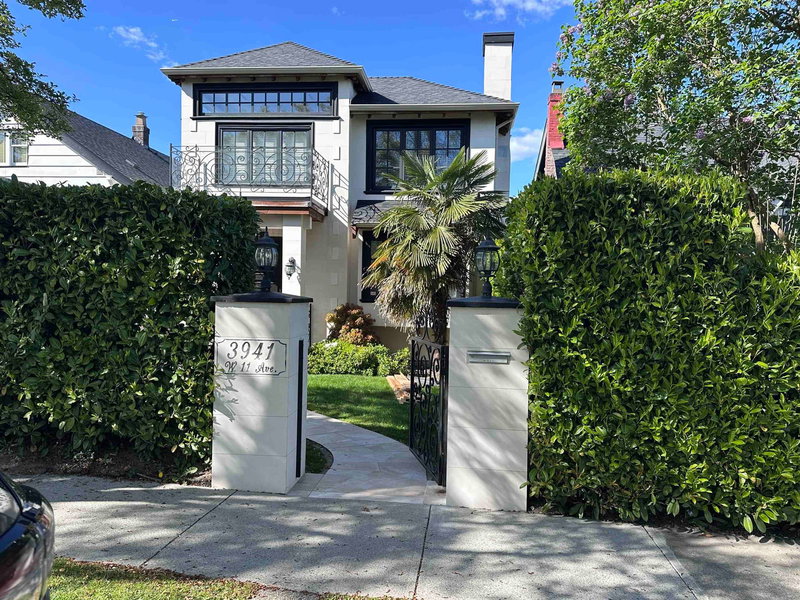 3941 11th Avenue W, Vancouver, British Columbia