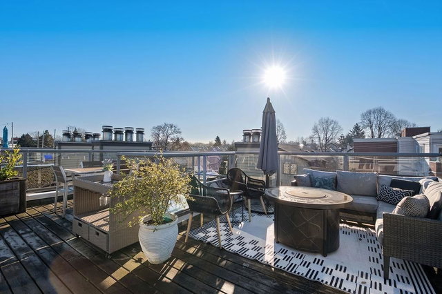 404 - 888 13th Avenue W