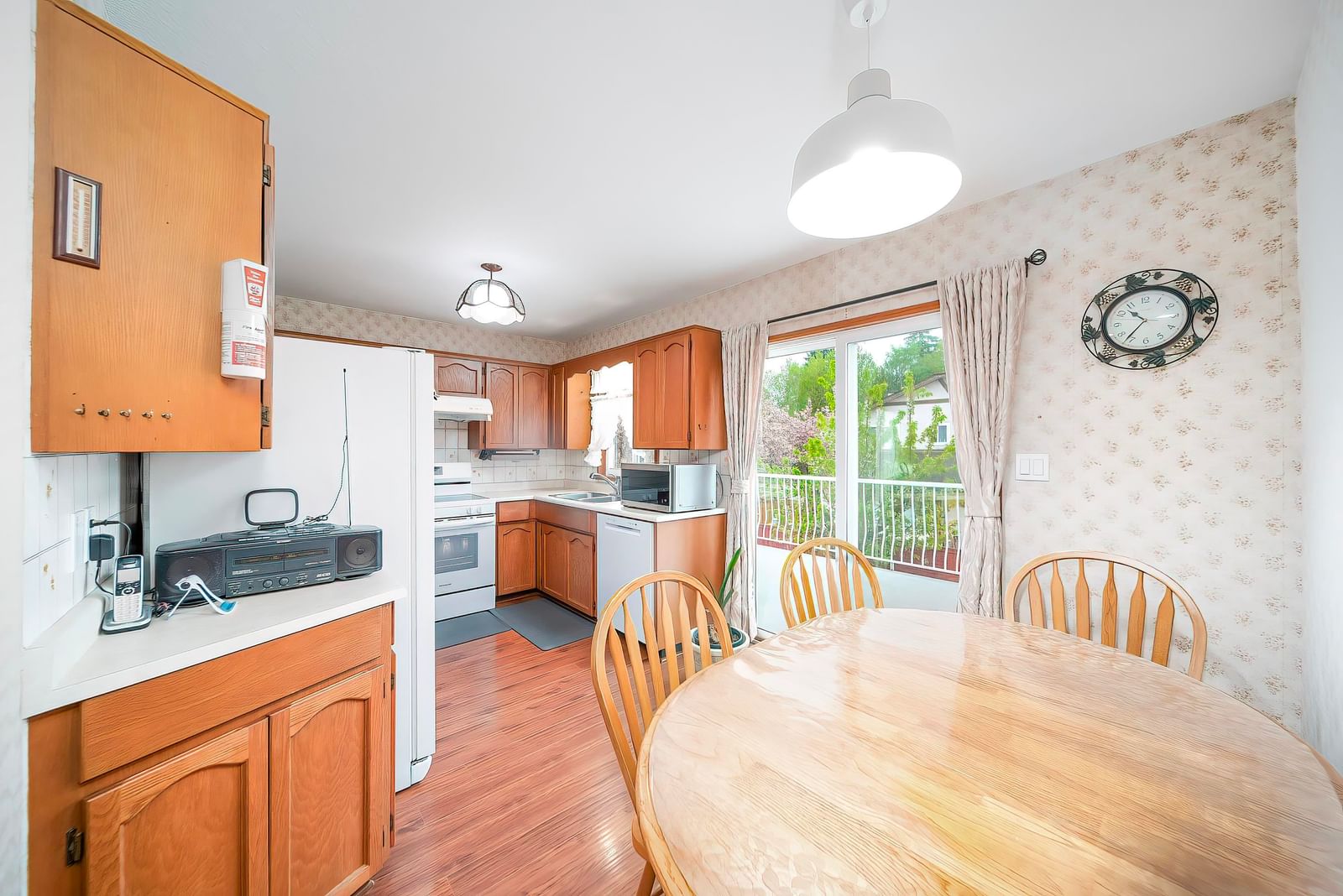 Listing Image 14