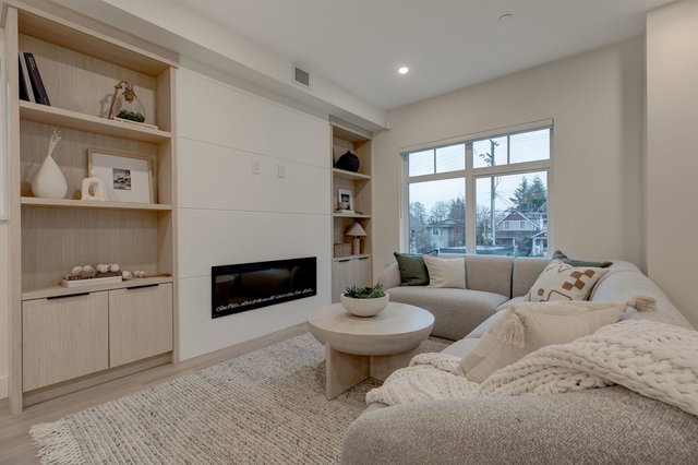 4 - 339 Keary Street