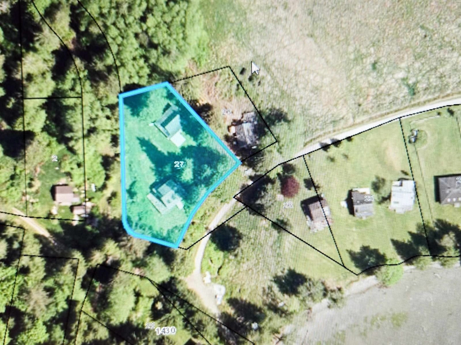 Listing Image 4