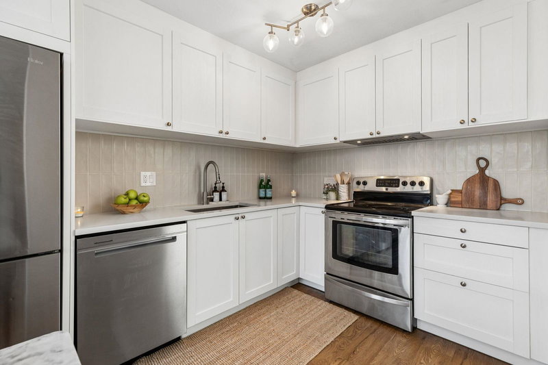 2509 Burian Drive, Coquitlam, British Columbia