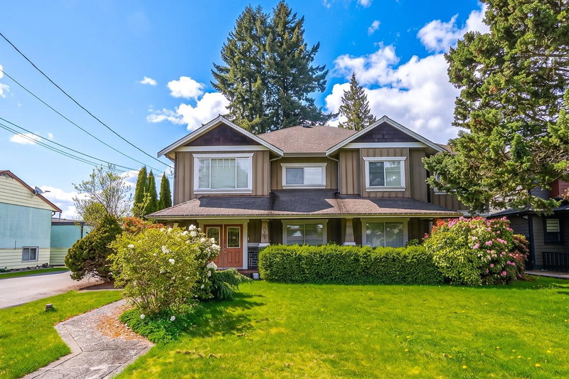 735 Schoolhouse Street, Coquitlam, British Columbia