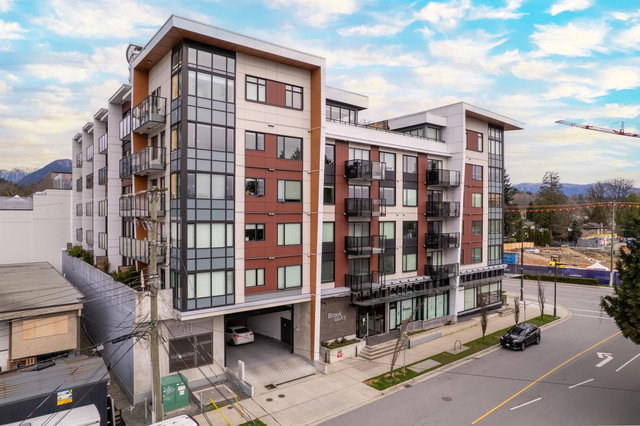 203 - 1496 Charlotte Road