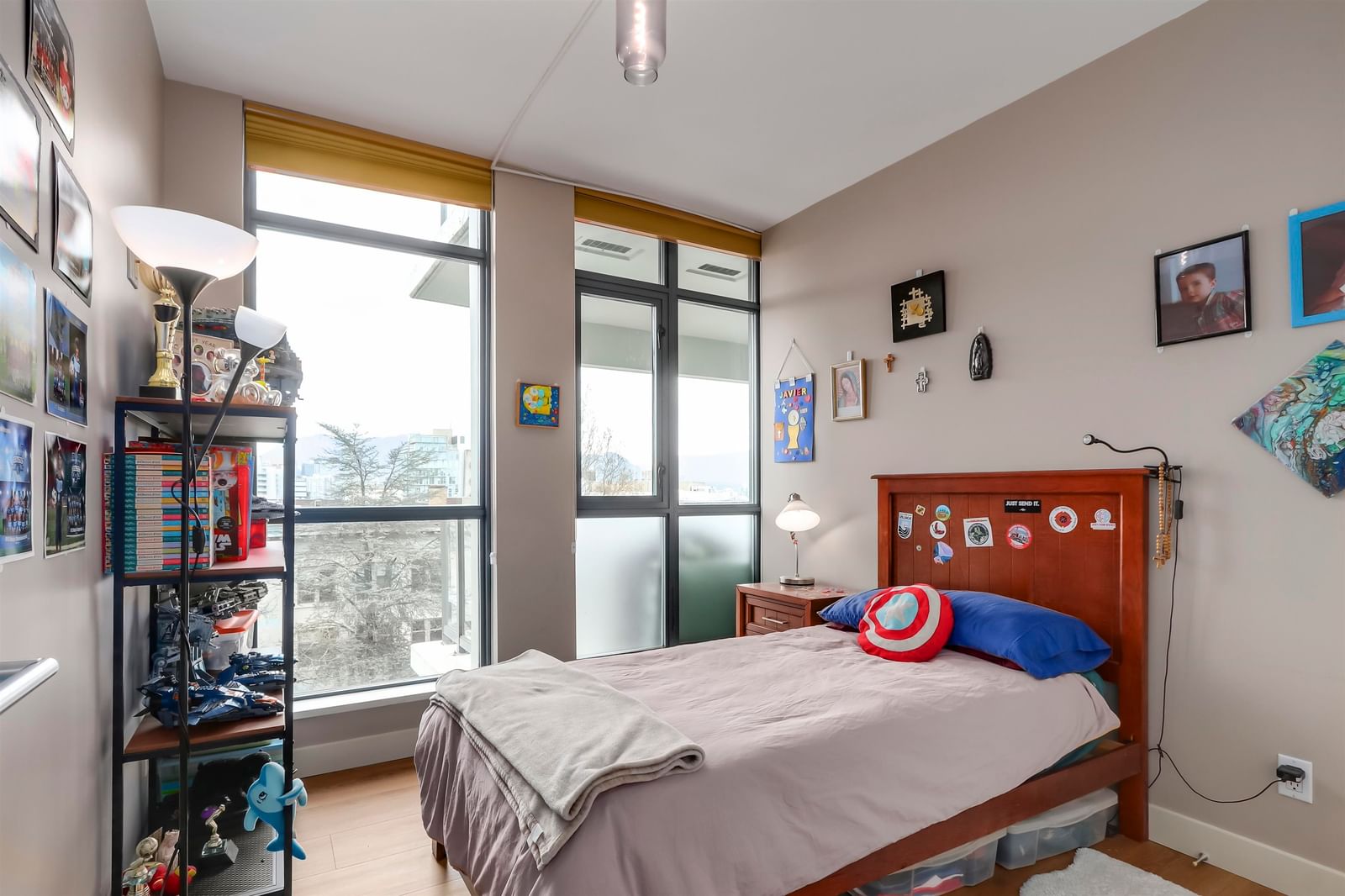 Listing Image 13