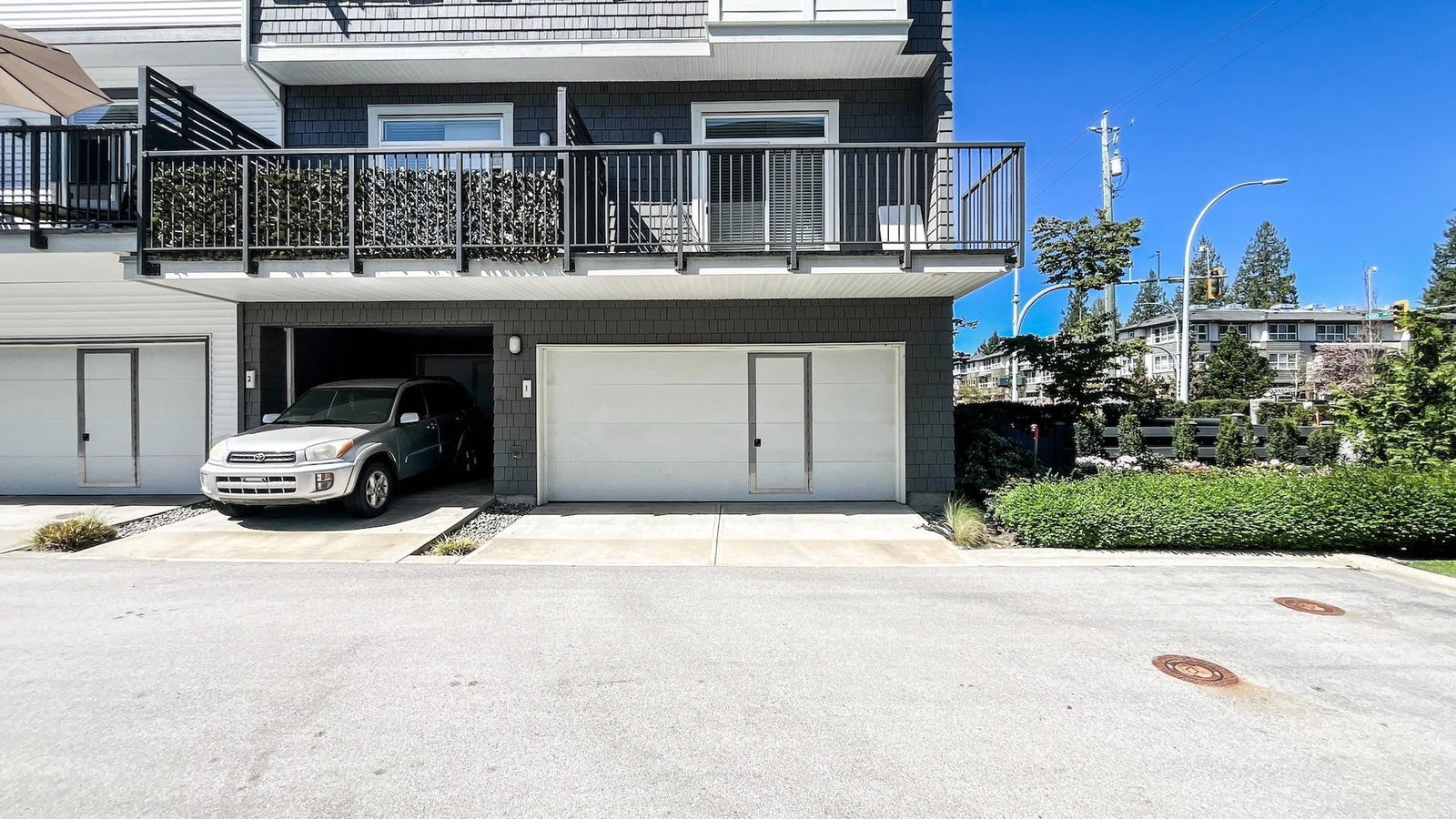 Listing Image 26
