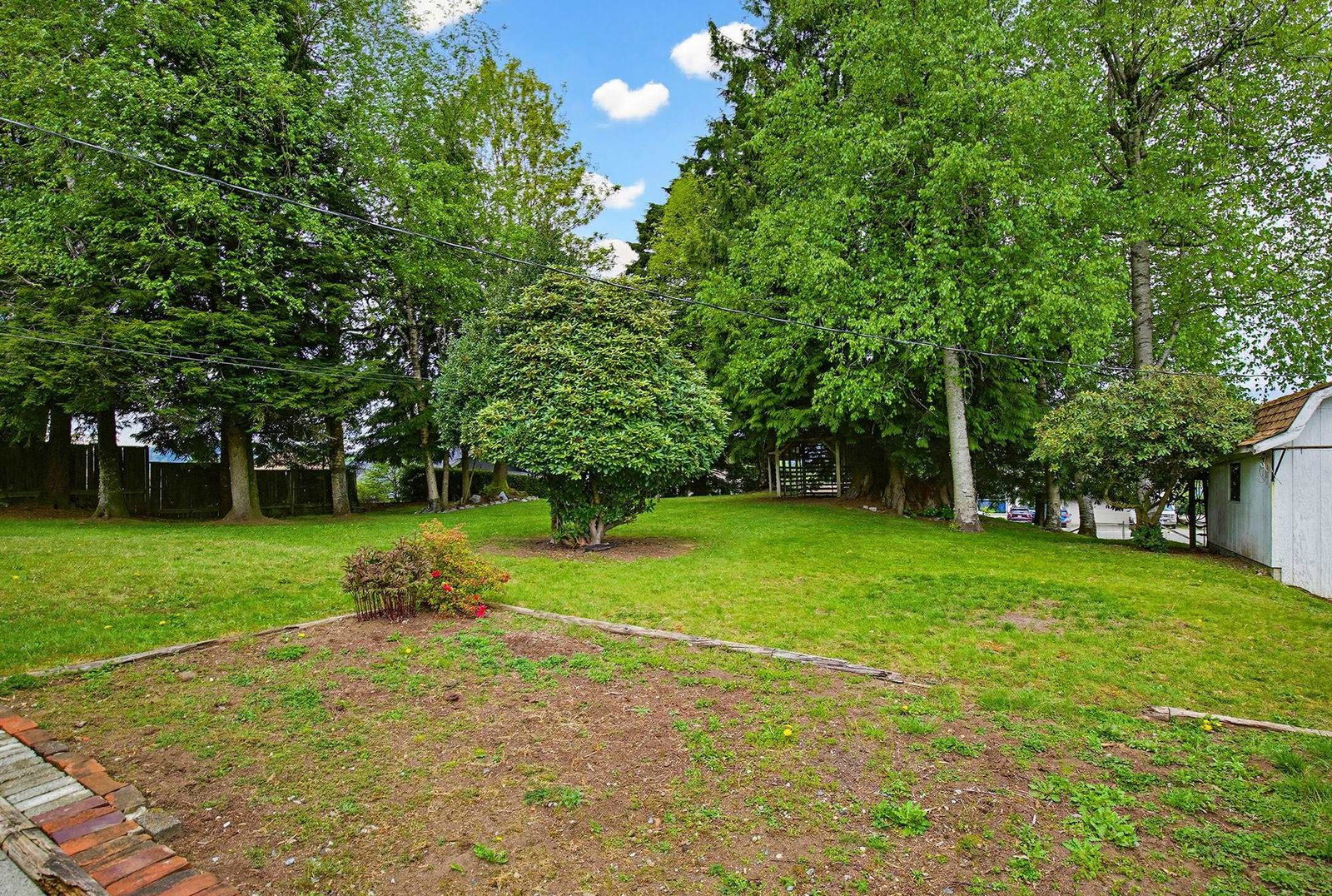 Listing Image 20