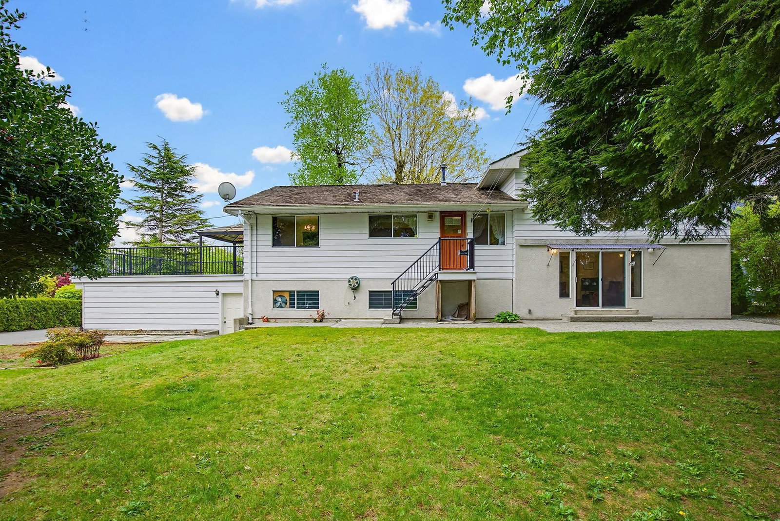 Listing Image 9