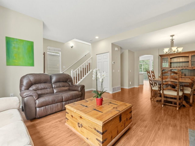 76 - 7501 Cumberland Street