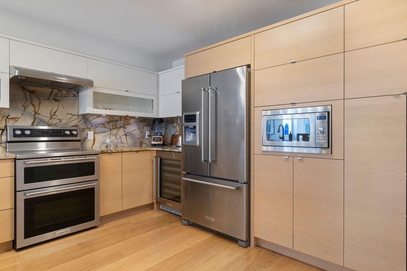 Listing Image 13