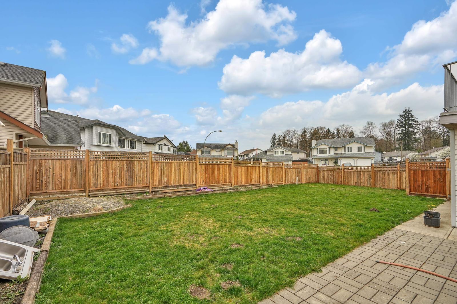 Listing Image 15