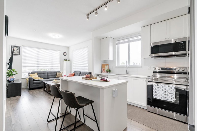412 - 15848 Fraser Highway