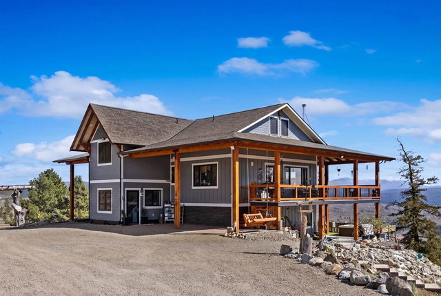 137 Eagle Point