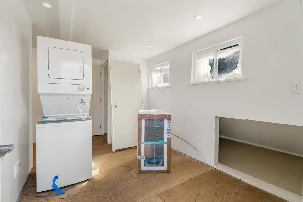 Listing Image 20