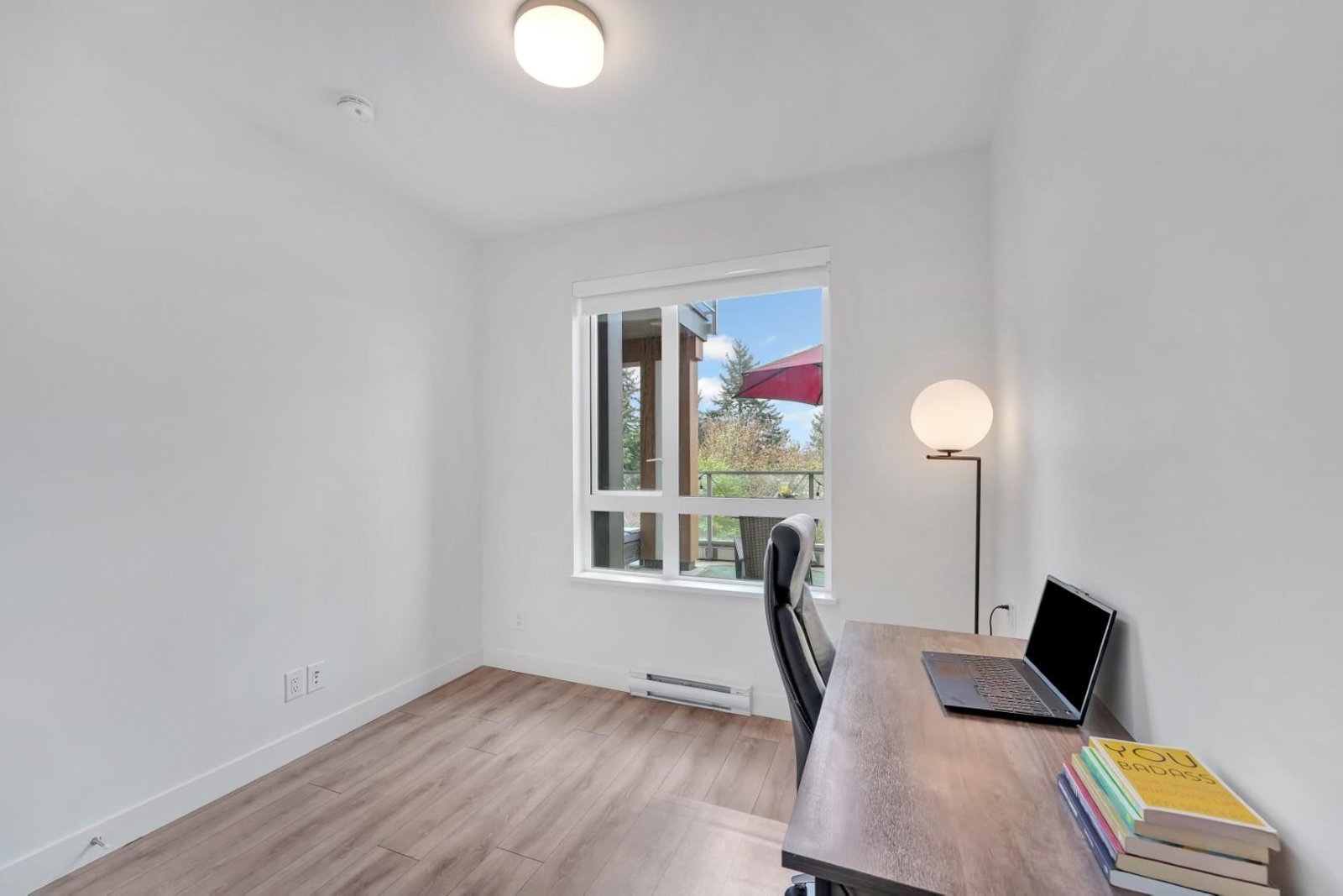 Listing Image 22