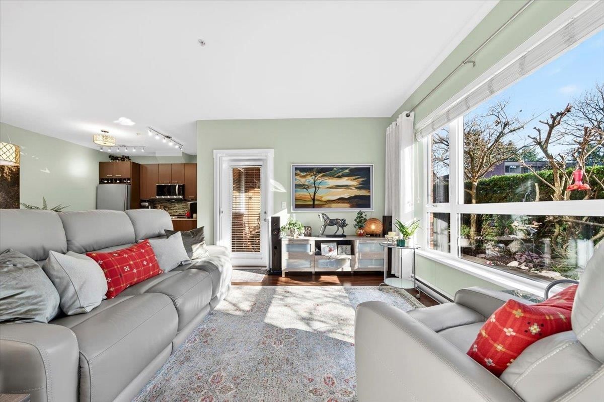 Listing Image 11