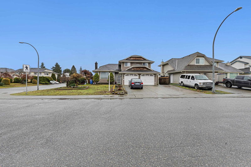 32066 Sorrento Avenue, Abbotsford, British Columbia