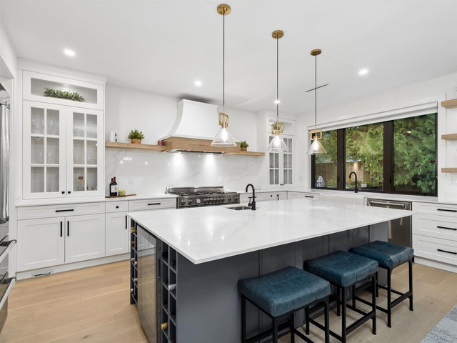 1260 Plateau Drive
