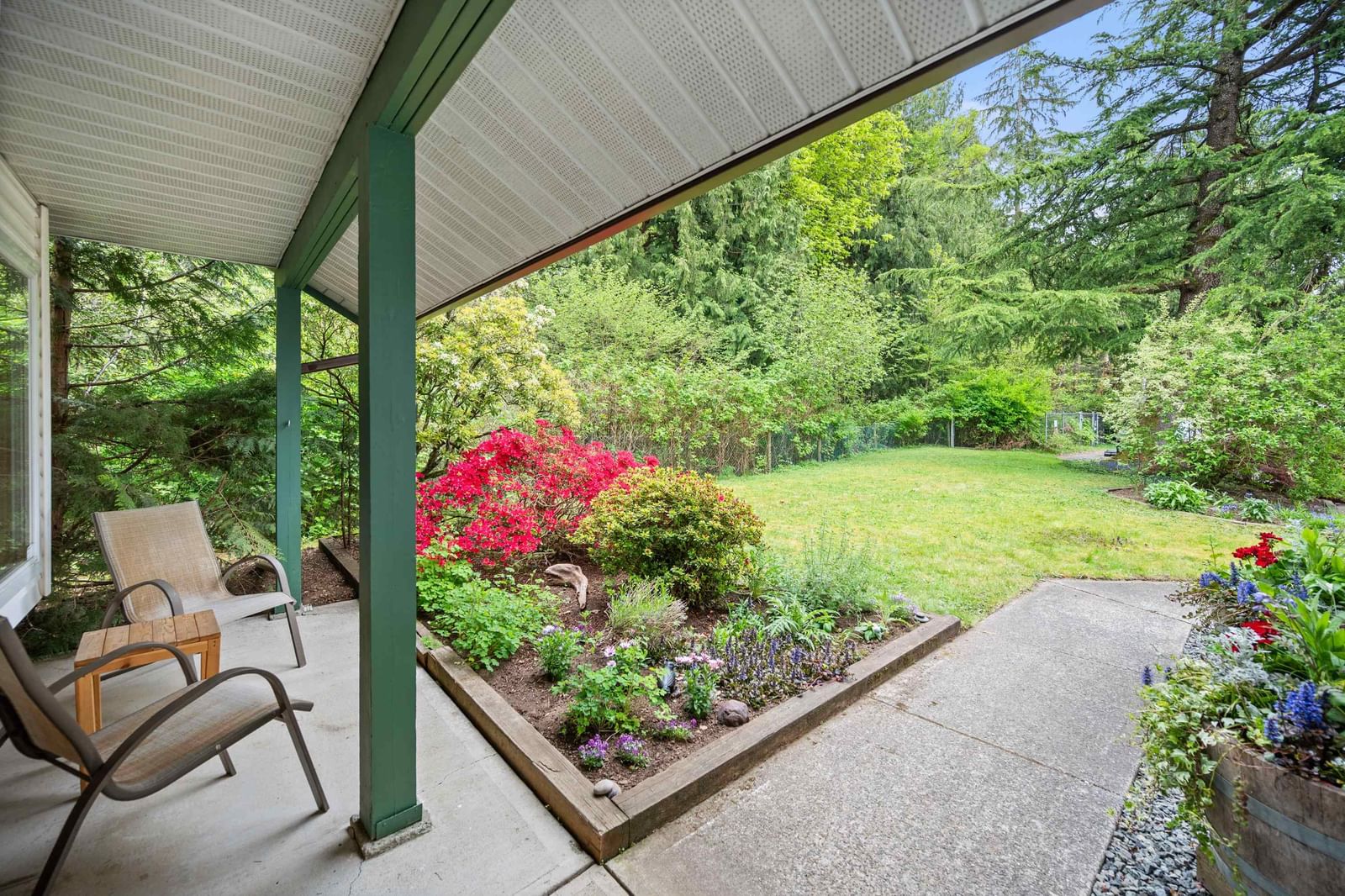 Listing Image 5