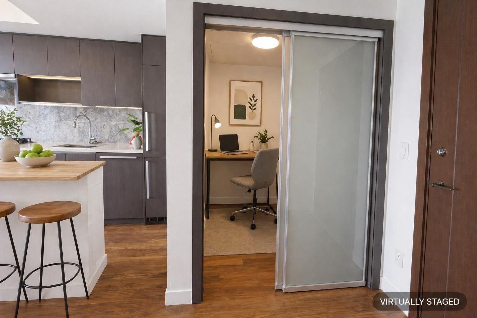 Listing Image 15