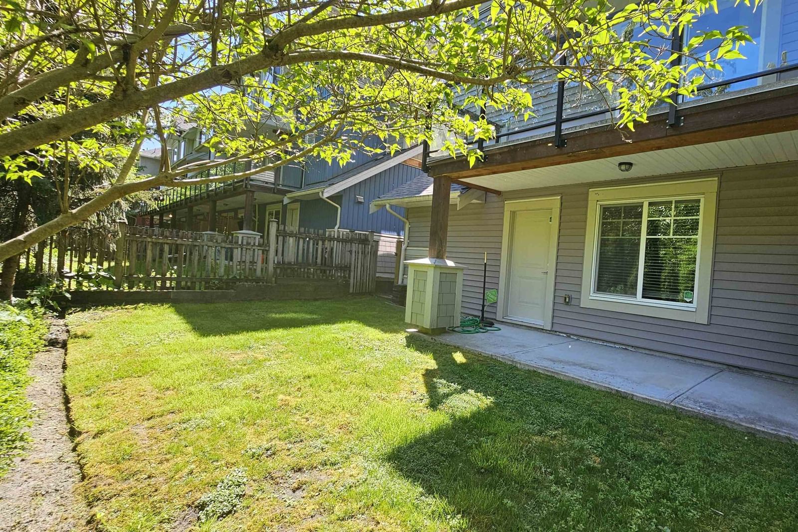 Listing Image 6