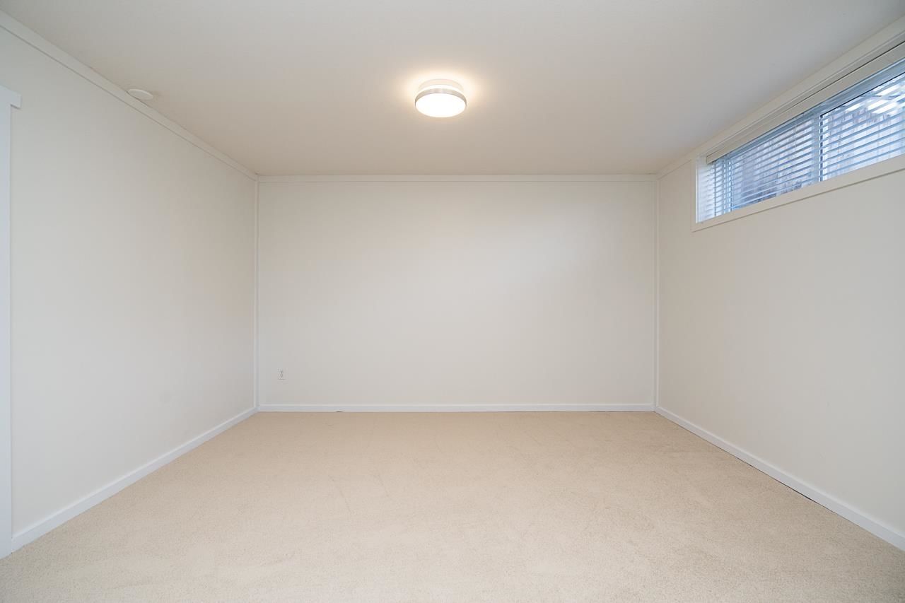 Listing Image 30
