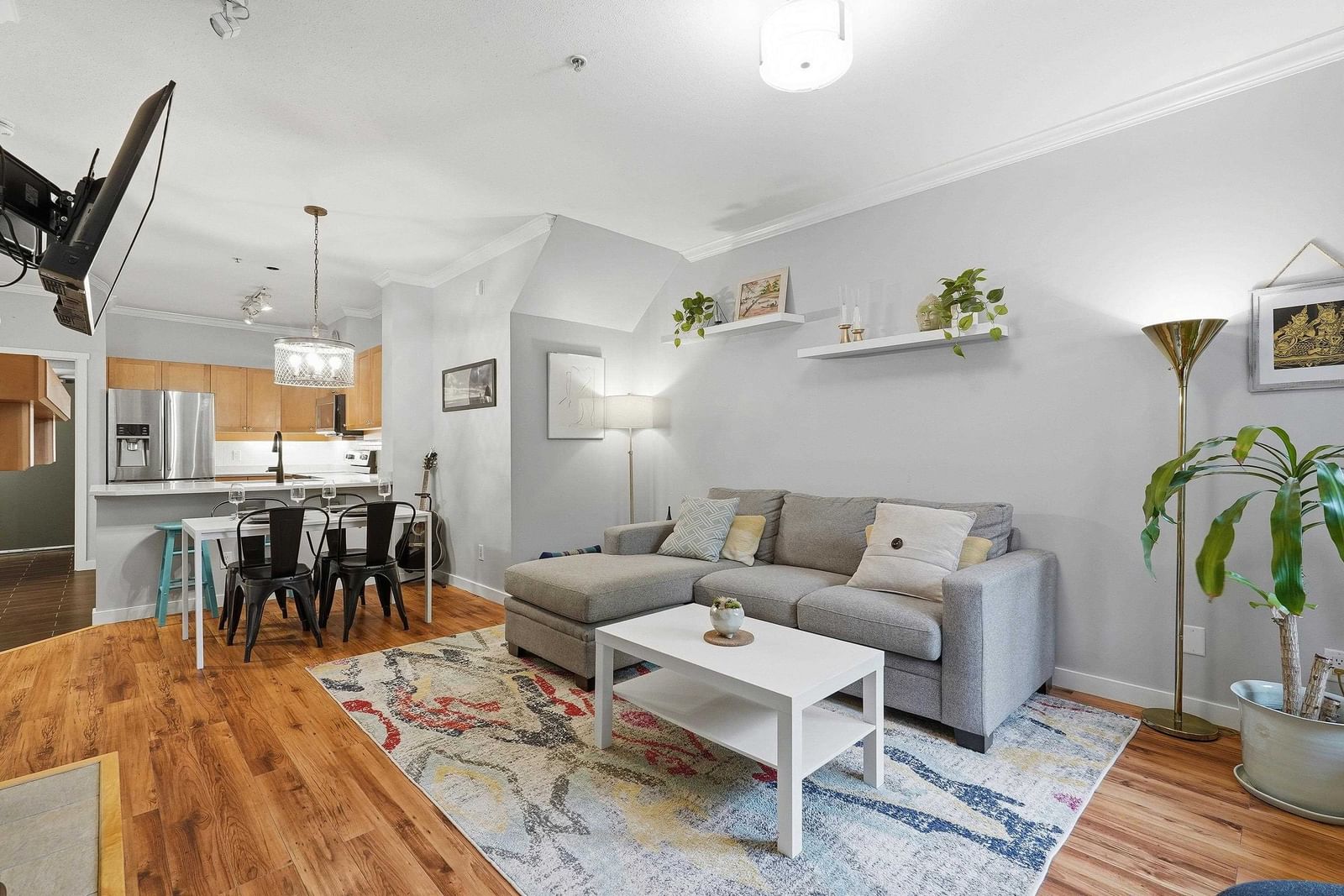 Listing Image 14